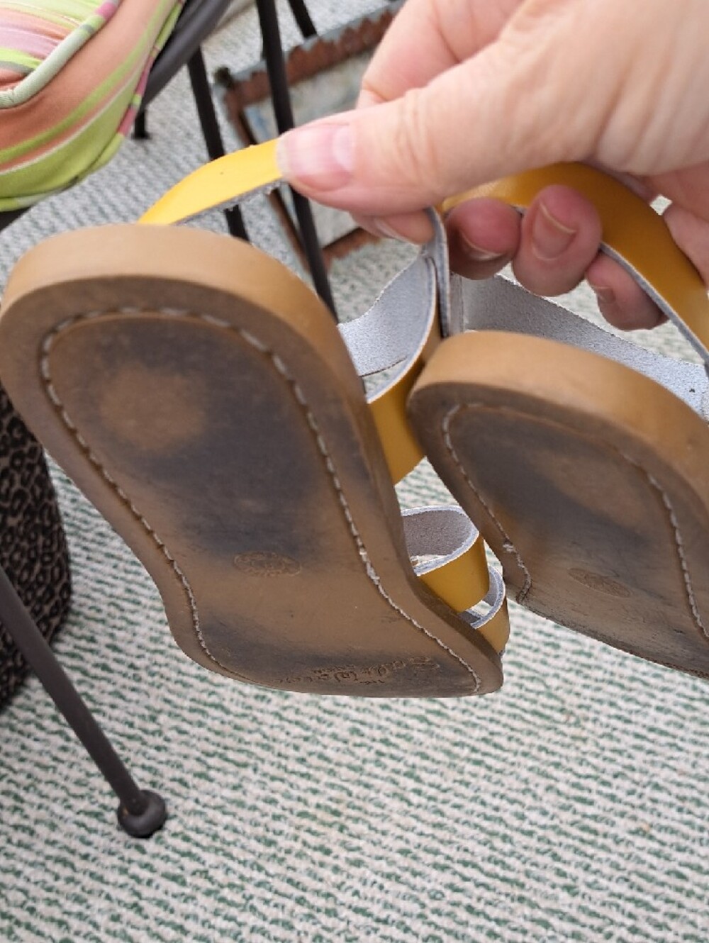 SALT WATER MUSTARD YELLOW Sandals SIZE US W10 - Picture 8 of 17